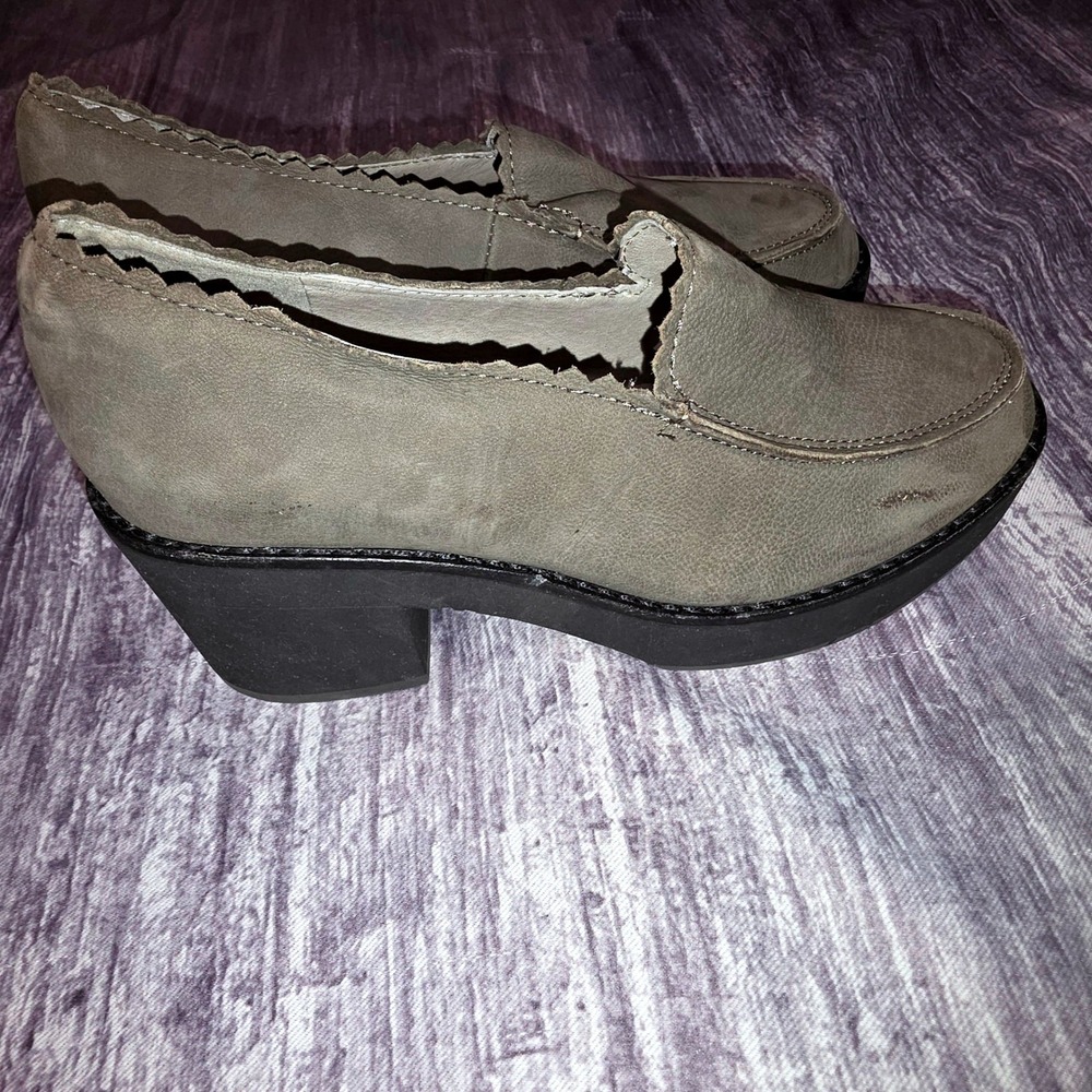 Eileen Fisher Harria Nubuck Leather Scalloped Platform Loafers 5.5M Chunky‎